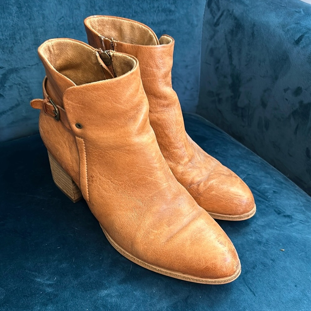 Women's Tan Booties